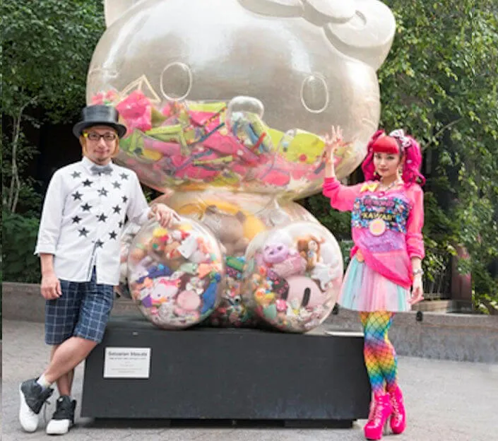 2016 Time After Time Capsule (Fill a Gigantic Hello Kitty Time Capsule) Created by Sebastian Masuda, a Japanese Artist & Founder of DOKIDOKI | Japanese-City.com