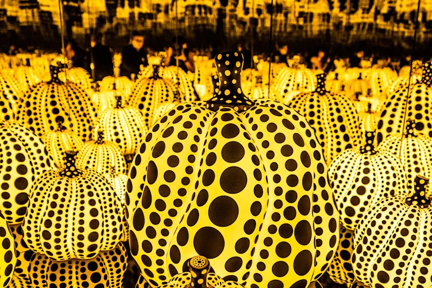 2025 Return to Infinity: Yayoi Kusama - Dallas Museum of Art. Visitors Can Immerse Themselves in the Mesmerizing World of Yayoi Kusama | Japanese-City.com